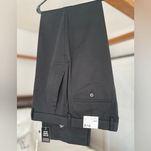 New, never worn, Express Black pants size 31x32.